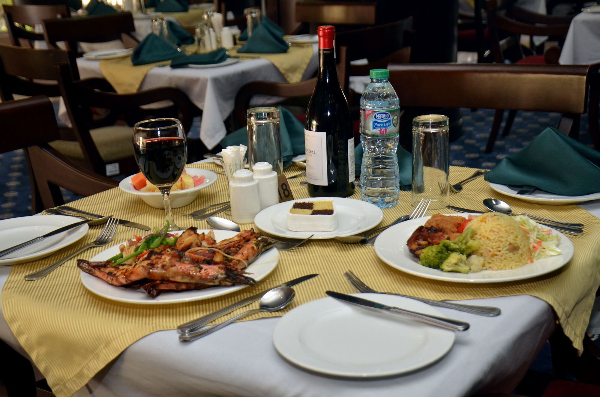 Oakwood Park Hotel Леки Екстериор снимка